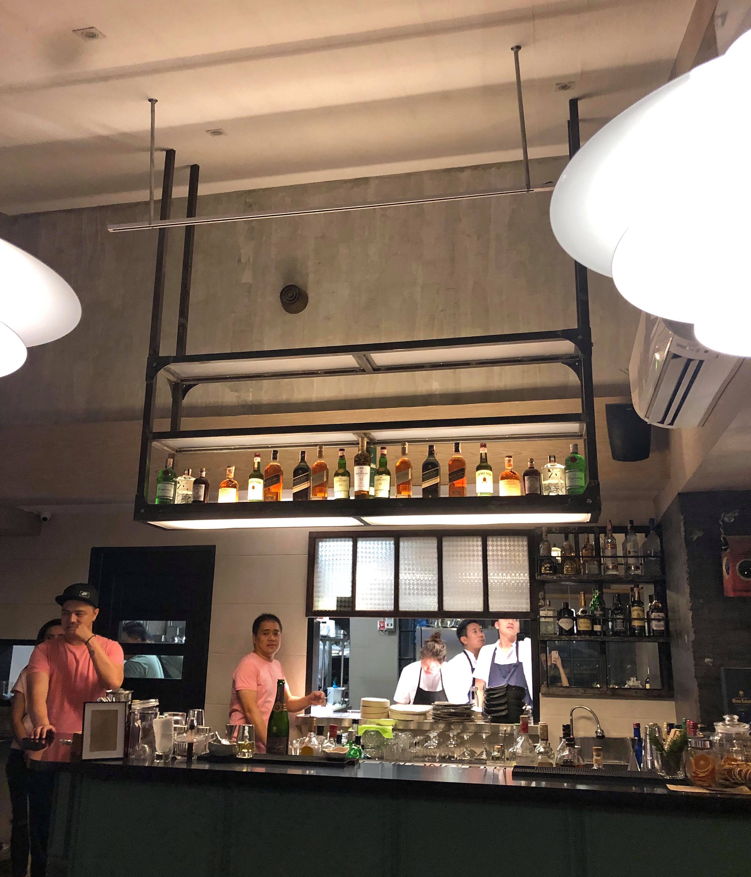 Lámpara bar area